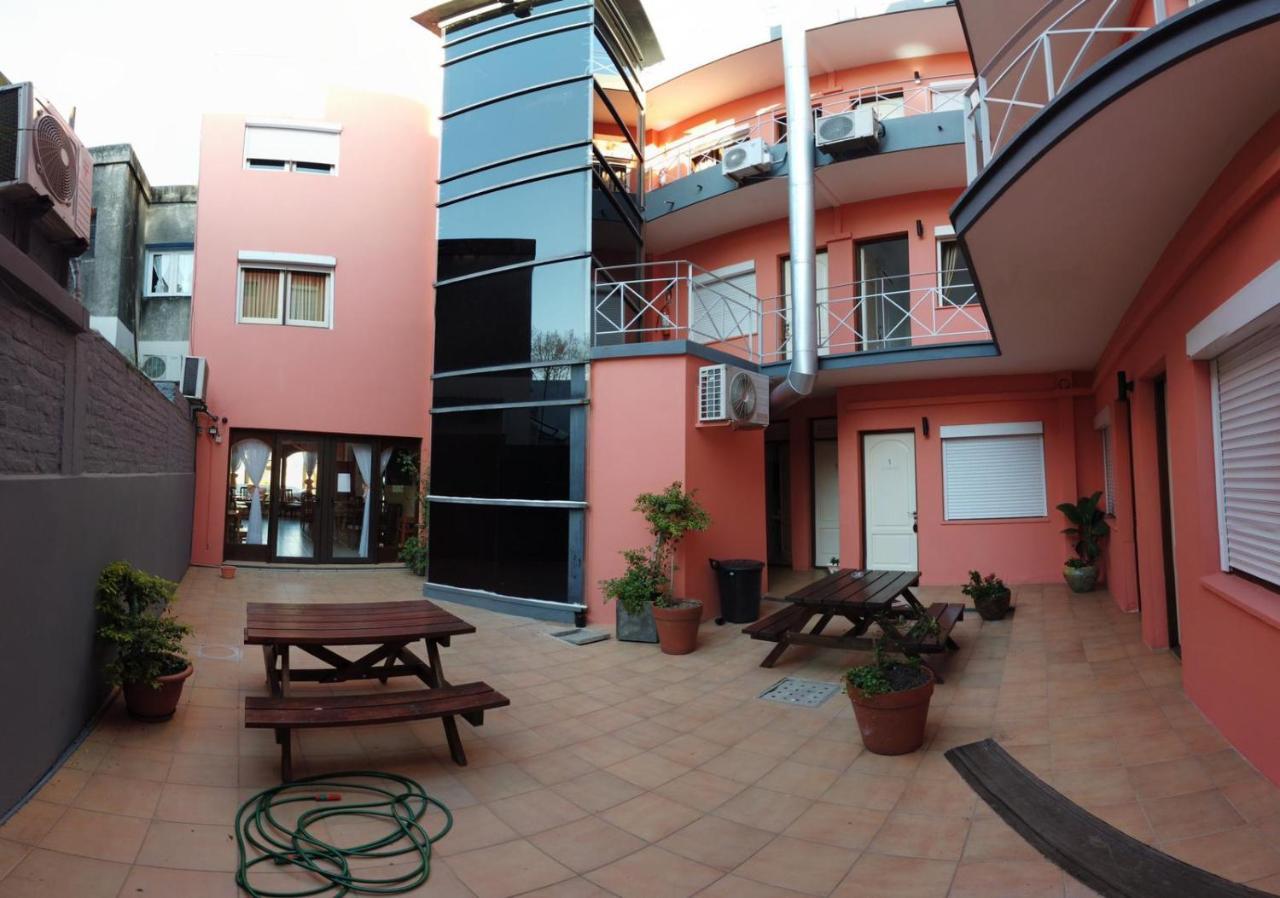Hotel Perla Del Plata Colonia del Sacramento Exterior photo