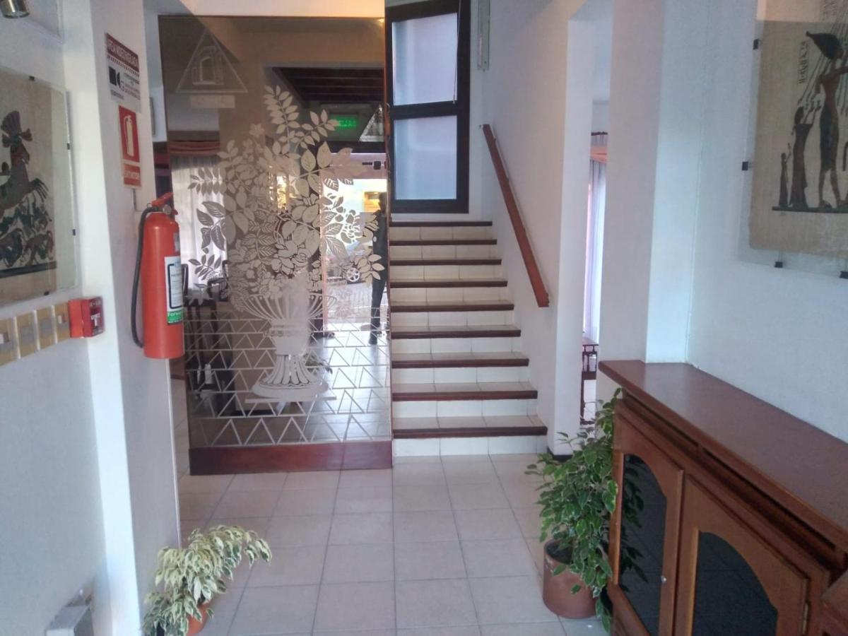 Hotel Perla Del Plata Colonia del Sacramento Exterior photo