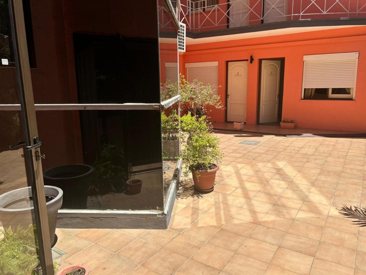 Hotel Perla Del Plata Colonia del Sacramento Exterior photo