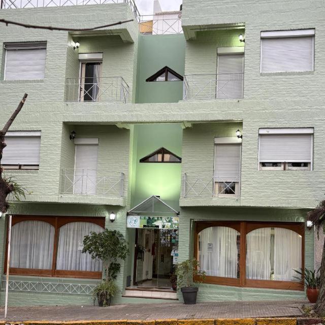 Hotel Perla Del Plata Colonia del Sacramento Exterior photo